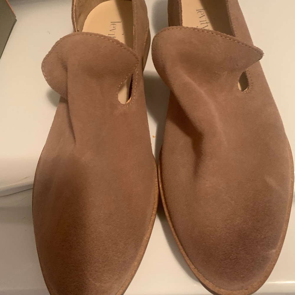 Super Soft suede size 9 loafers. Like new